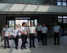 <b>山西省民營經(jīng)濟發(fā)展局樊偉強局長、運城經(jīng)濟技術開發(fā)區(qū)副主任魯若鵬一行蒞臨</b>